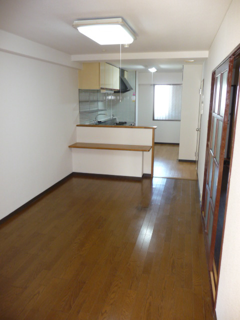 Living and room
