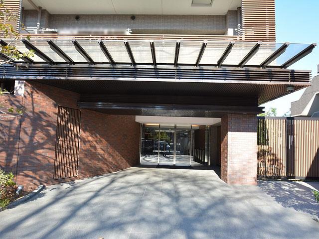 Entrance. Brillia Hibarigaoka Entrance