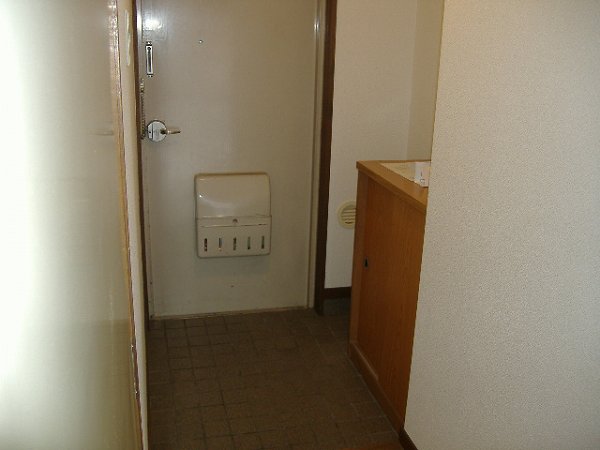 Entrance. We with cupboard in the front door.