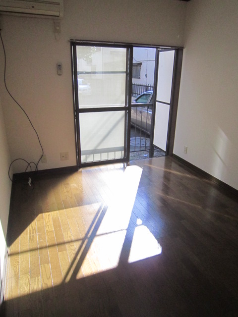 Living and room
