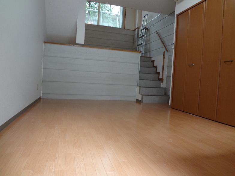 Living and room