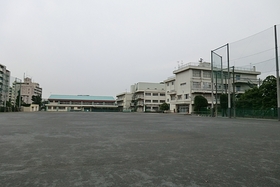 Junior high school. Nishi Municipal Yanagisawa junior high school (junior high school) up to 1550m