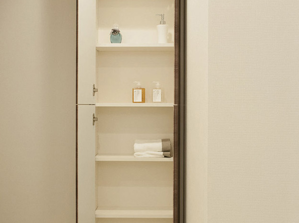 Bathing-wash room.  [Linen cabinet] We established the linen cabinet in the corner of the wash room. Bulky easy towel, etc., You can clean organize. (Some top linen warehouse)
