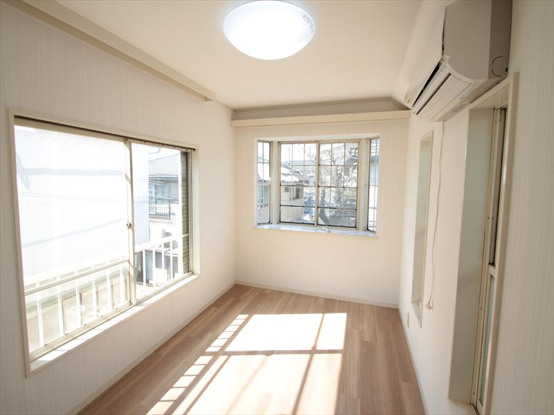 Living and room