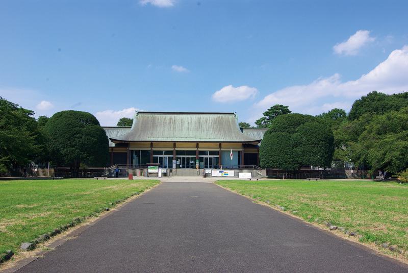 park. Koganei Park 785m here in downtown Tokyo can enjoy facility to the Edo-Tokyo Open Air Architectural Museum. Healed from the busy life, Is an oasis that has been loved by many people.