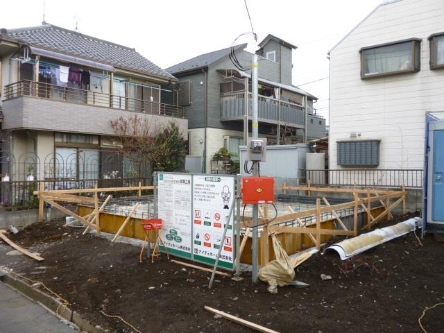 Local appearance photo. Also you can see you complete listing of the same specification because it is unfinished. (2013 December 23 shooting)