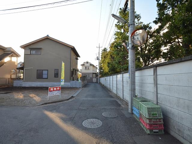 Local photos, including front road. Nishitokyo Shinmachi 6-chome, contact road situation