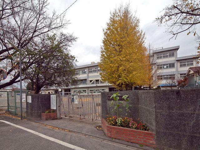 Primary school. Nishi Municipal Shibakubo to elementary school 240m