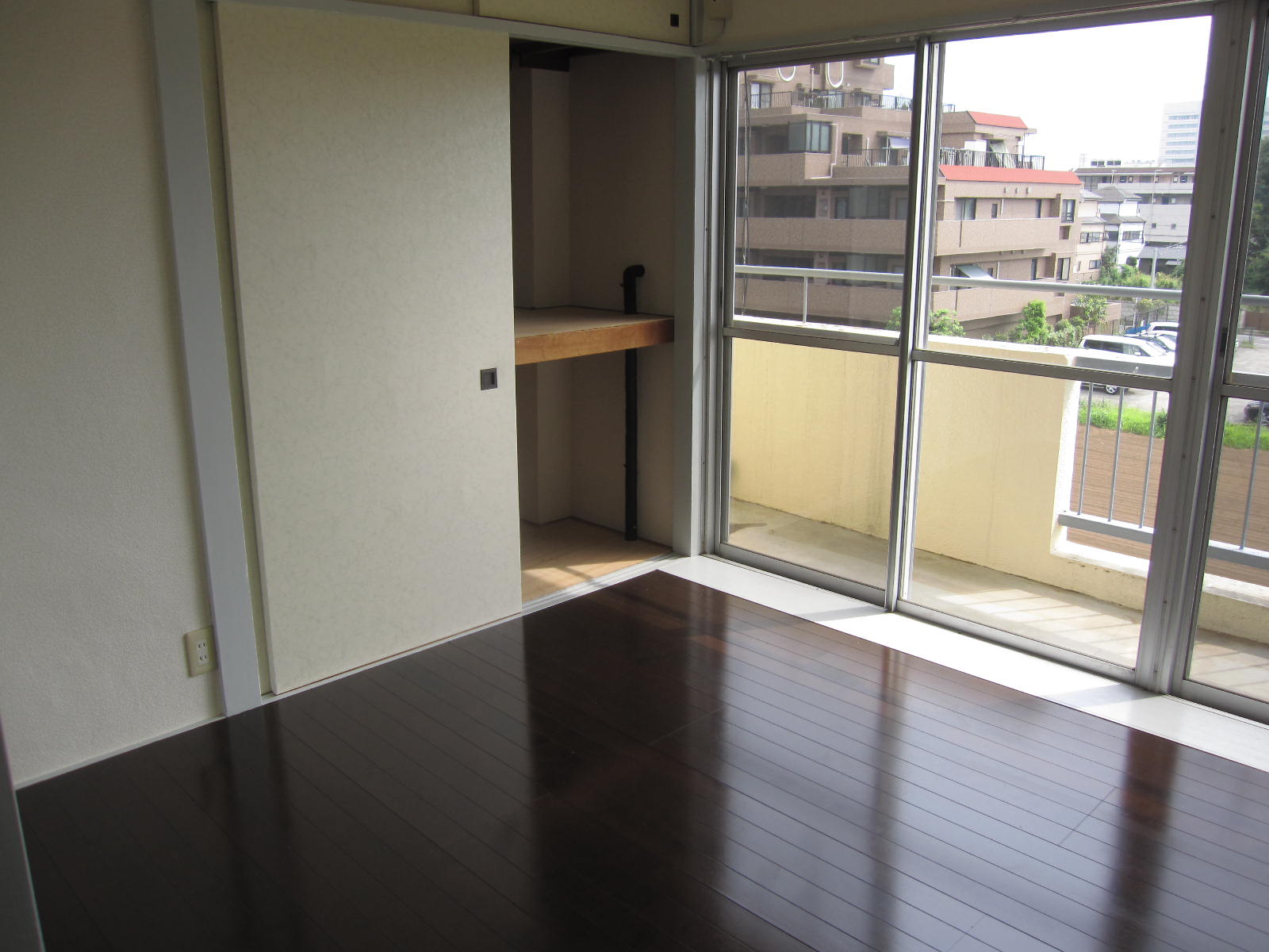 Living and room