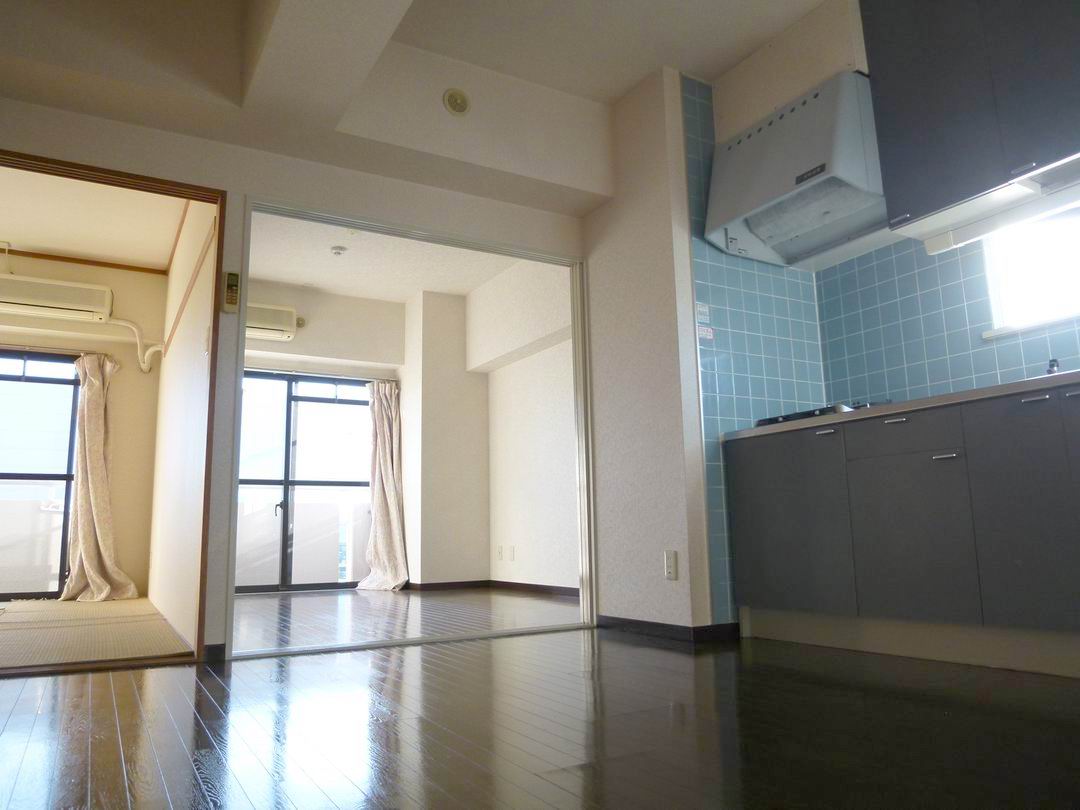 Living and room