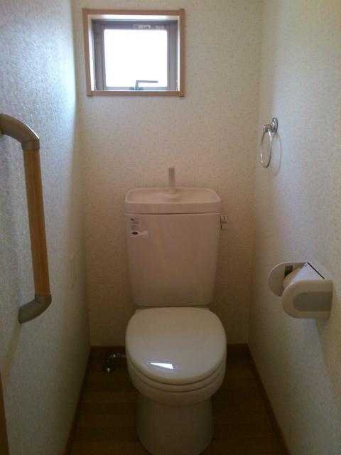 Toilet. Nishitokyo Kitamachi 3-chome toilet