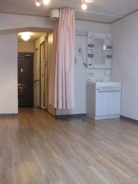 Living and room