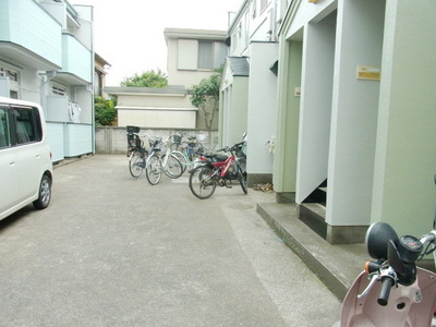 Other common areas. Bicycle other