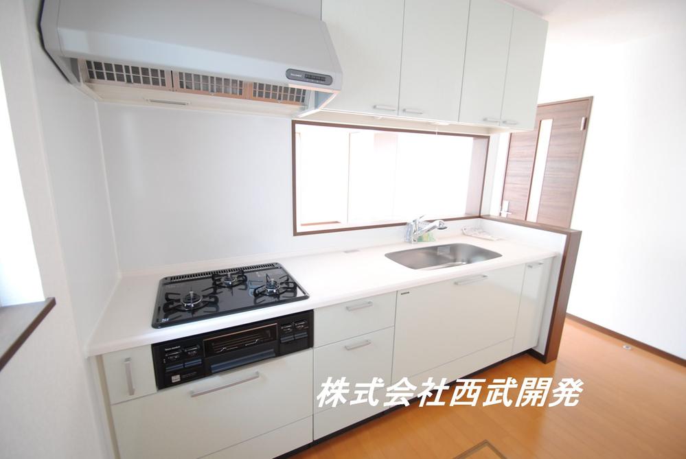 Same specifications photo (kitchen). Same specification (panel color, etc. may vary)
