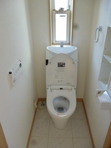 Same specifications photos (Other introspection). Was completed in previously is the toilet of the image. 1 ・ 2F are both with bidet. 