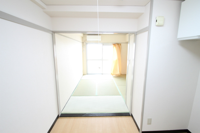 Living and room