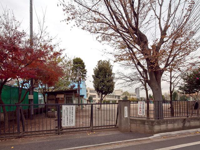 Primary school. Nishitokyo 920m to stand Nakahara elementary school