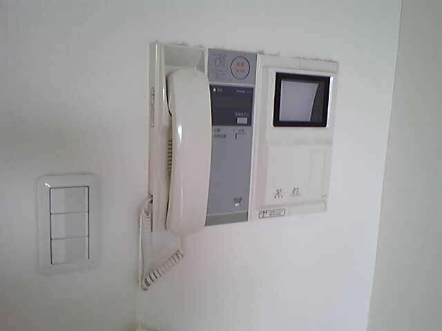 Security. Sai of visitors since it became a TV monitor with intercom, face