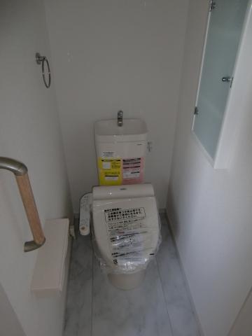 Toilet. Bidet, It is with wall storage. 