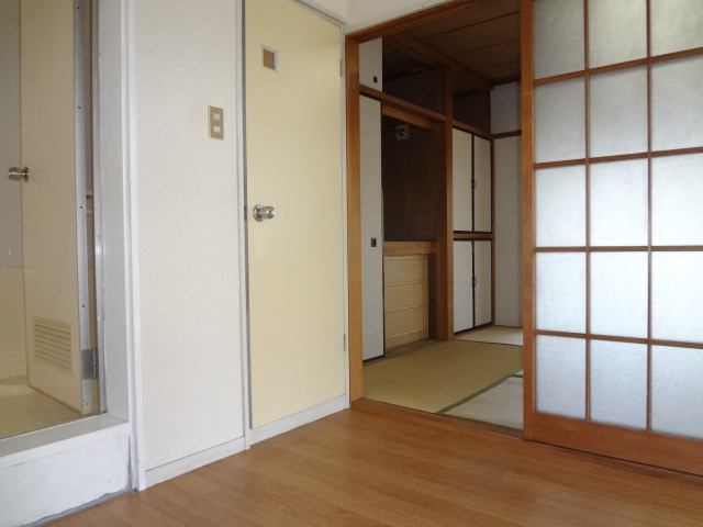 Living and room