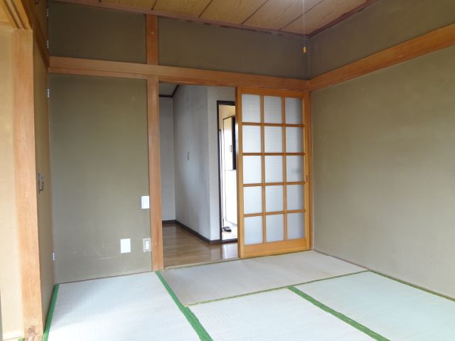 Living and room