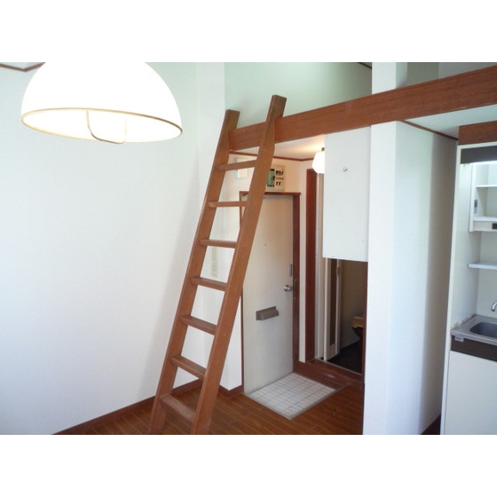 Other room space. It is with loft