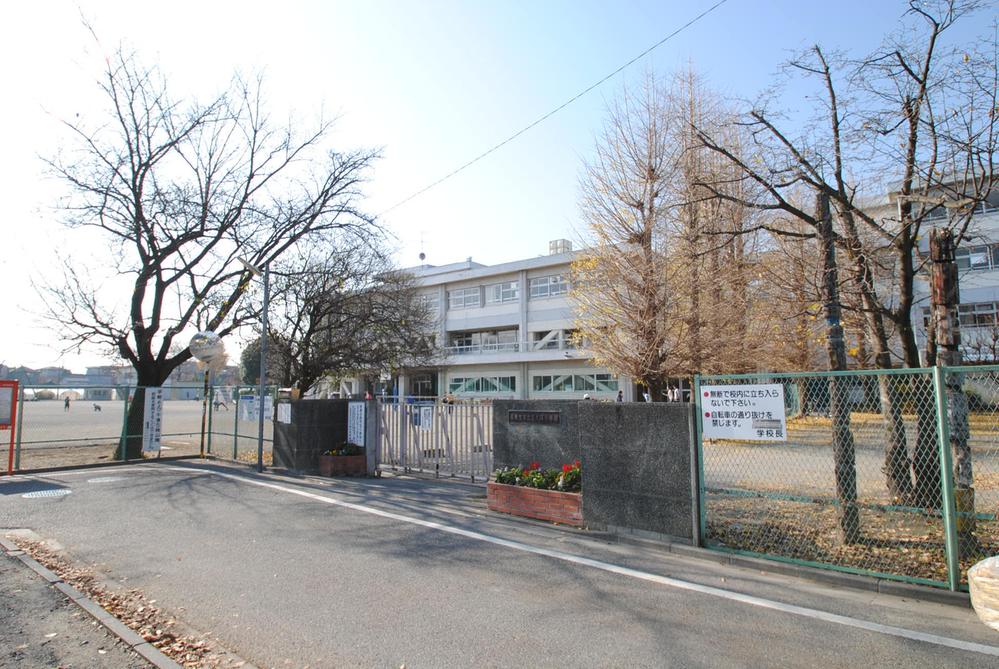 Primary school. Shibakubo until elementary school 240m
