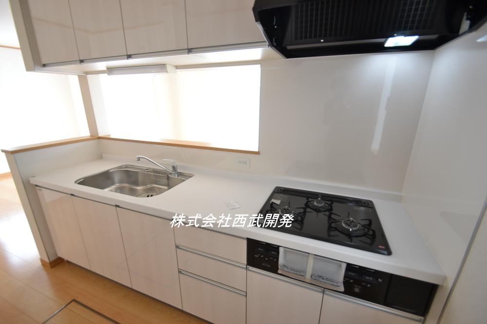 Same specifications photo (kitchen). (B Building) same specification * Panel color, etc. are subject to change.