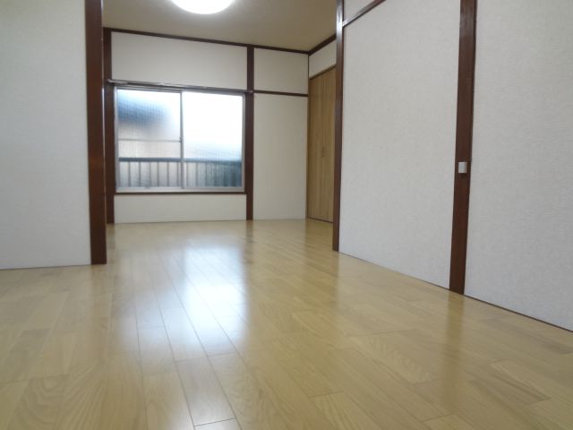 Living and room