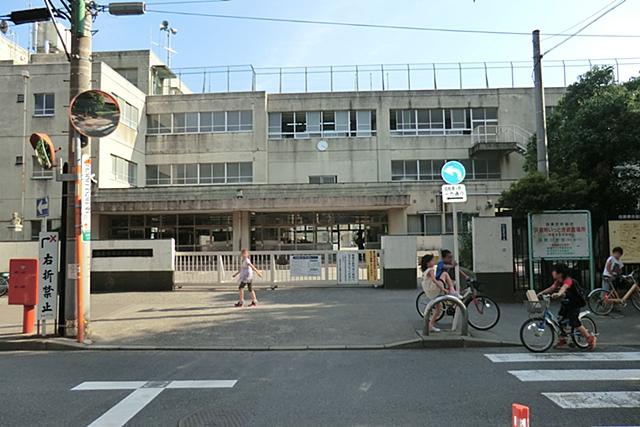 Primary school. Nishi Municipal Tanashi until elementary school 750m