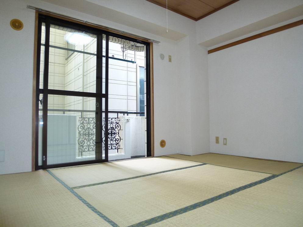 Other room space