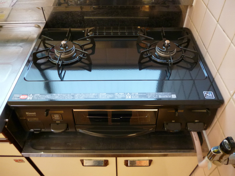 Other Equipment. ☆ With new gas stove ☆