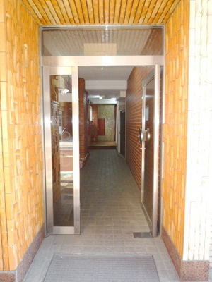 Other. 10m to the entrance (Other)