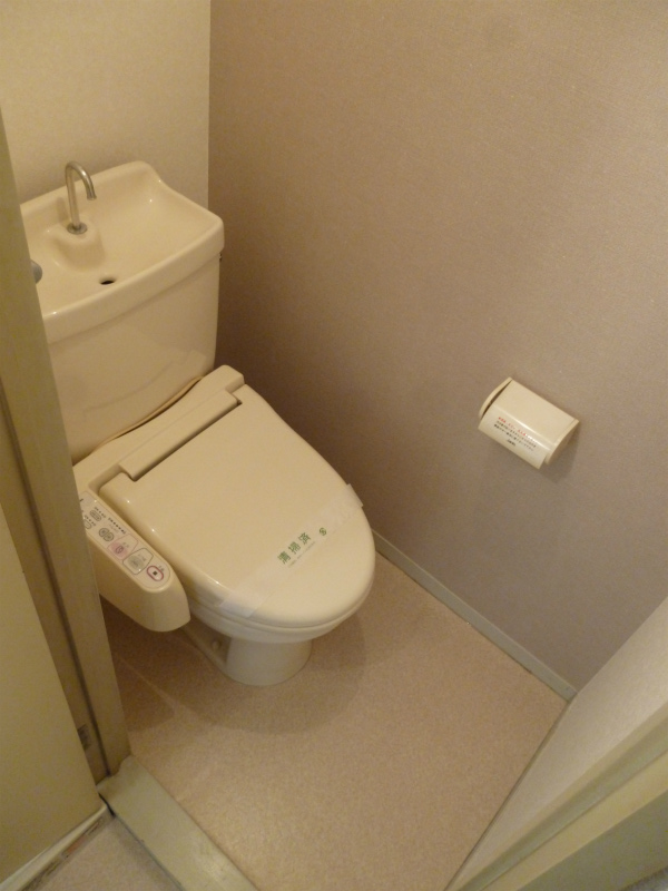 Toilet. ☆ With warm water washing toilet seat ☆