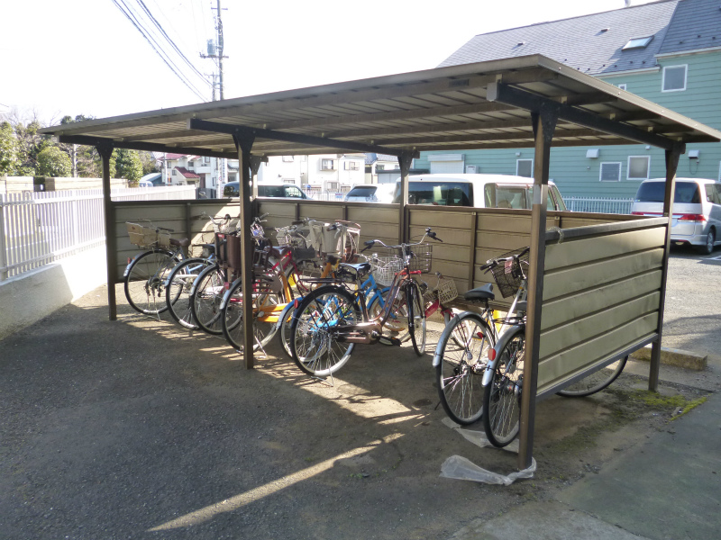 Other common areas. ☆ Bicycle-parking space ☆