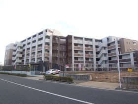 Building appearance. 2011 Built in auto apartment with lock