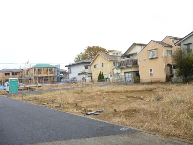 Local appearance photo. Is a vacant lot. (Ended November 25 shooting)