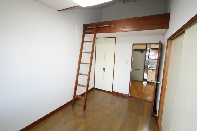 Other room space
