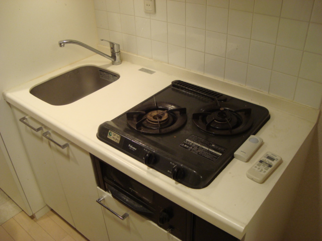 Kitchen. ☆ Grill with gas two-burner kitchen ☆