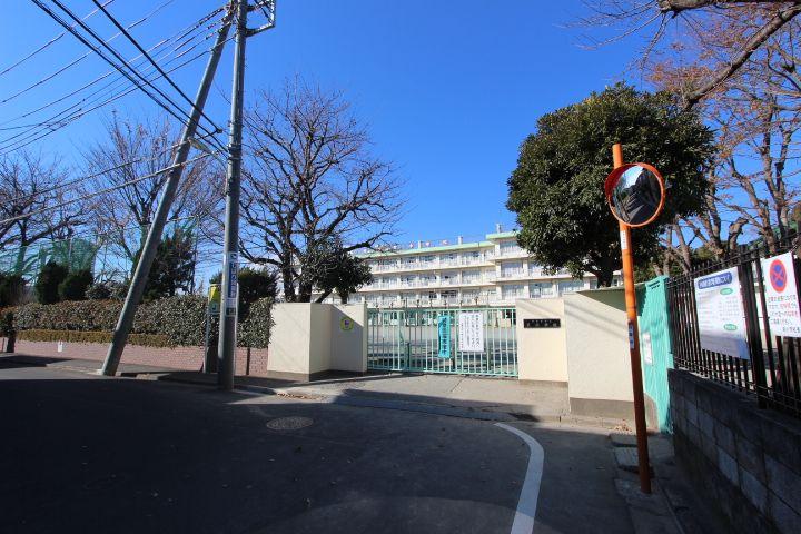 Primary school. 460m to Sakae Elementary School