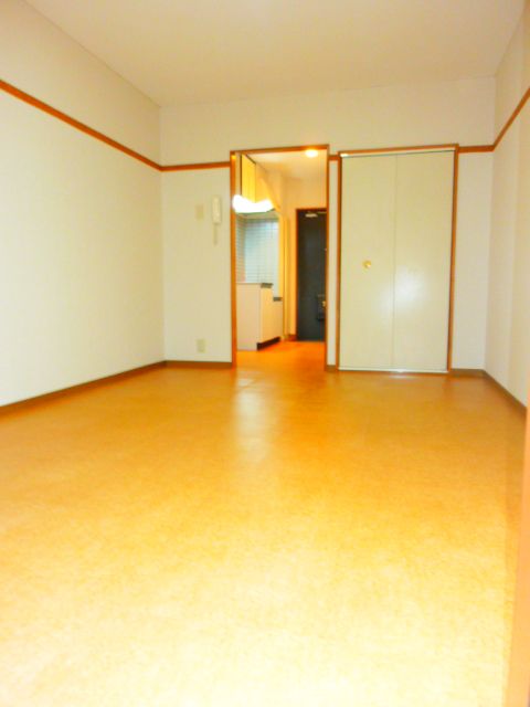 Living and room