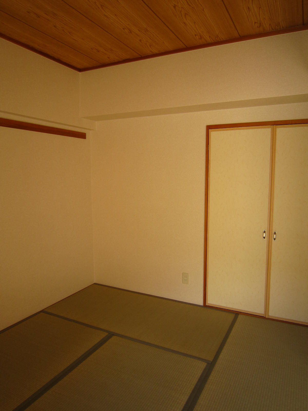 Other room space. Japanese-style room With storage closet