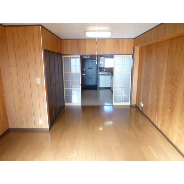 Living and room
