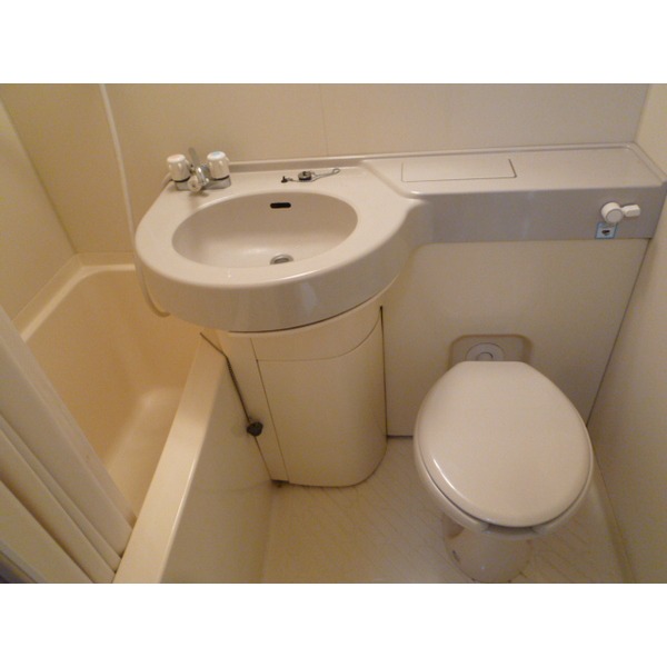 Bath. 3-point unit