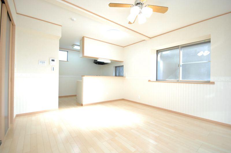 Same specifications photos (living). Hibarigaoka New construction
