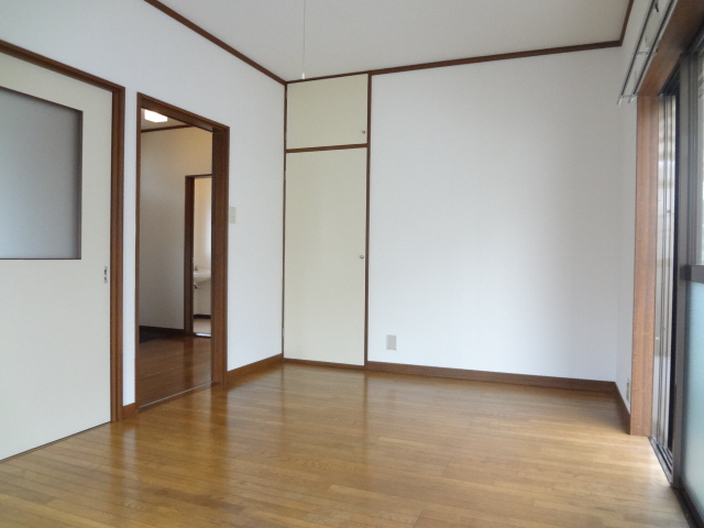 Living and room