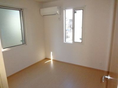 Living and room. ◆ North Western-style 4.5 Pledge ・ Two-sided lighting ◆