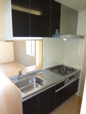 Kitchen. ◆ Gas 3-neck ・ Kitchen with grill ◆