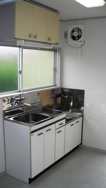 Kitchen. ☆ Gas stove is correspondence