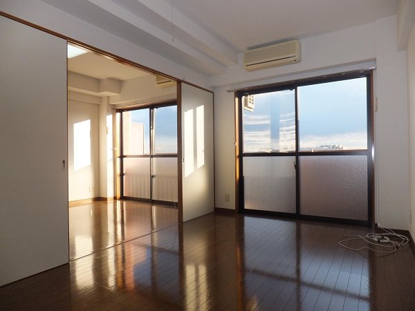 Living and room